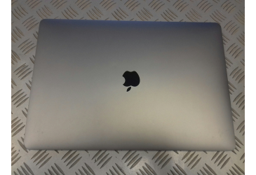 Apple MacBook Pro 15" Touchbar B grade