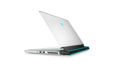 Dell Alienware M15 R4 sleva